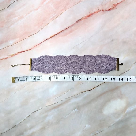 Wide Lace Choker Necklace Lavender Purple - Picture 3 of 4